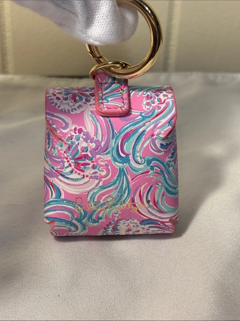 NIB/NWT Lilly Pulitzer AirPods 1&2 Keychain Case - Don’t Be Jelly DISCONTINUED!